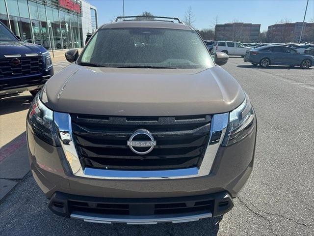 new 2025 Nissan Pathfinder car, priced at $47,222