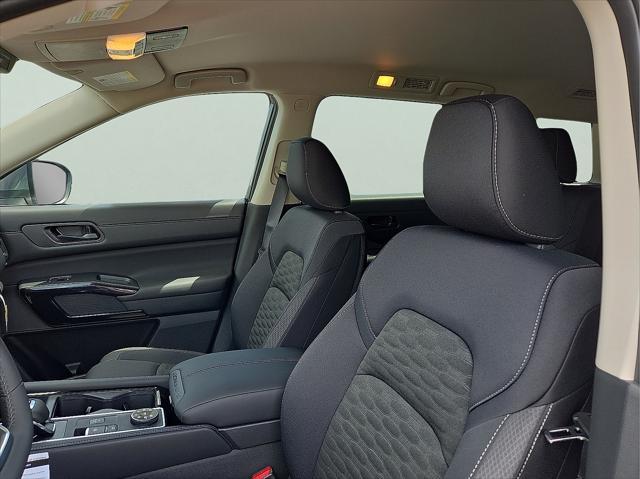 new 2025 Nissan Pathfinder car, priced at $40,231