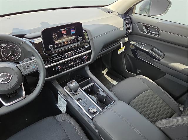 new 2025 Nissan Pathfinder car, priced at $40,231