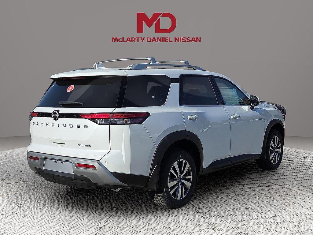 new 2025 Nissan Pathfinder car, priced at $42,040