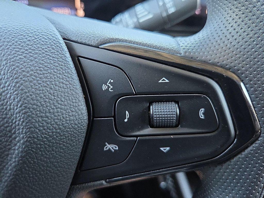 used 2024 Chevrolet TrailBlazer car, priced at $25,498