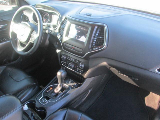 used 2019 Jeep Cherokee car, priced at $17,399