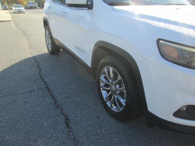 used 2019 Jeep Cherokee car, priced at $17,399