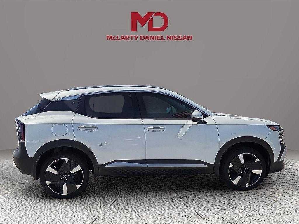 new 2025 Nissan Kicks car, priced at $27,511