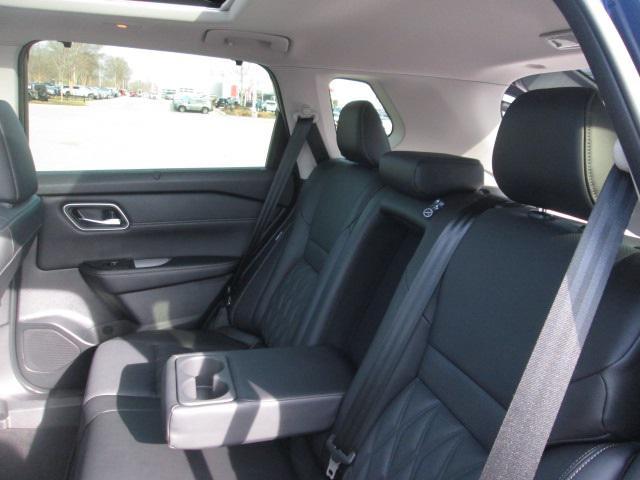 used 2024 Nissan Rogue car, priced at $35,994