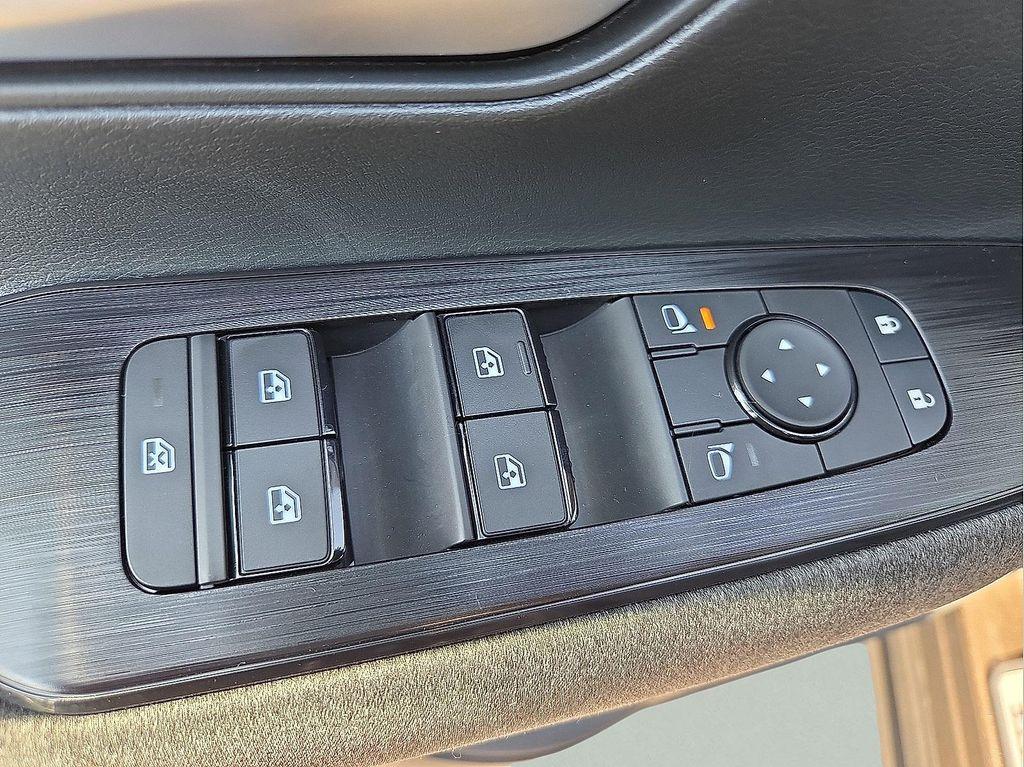 new 2026 Nissan Kicks car, priced at $27,480