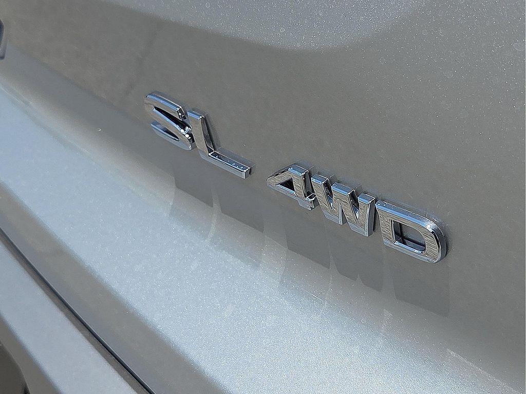new 2025 Nissan Pathfinder car, priced at $43,825