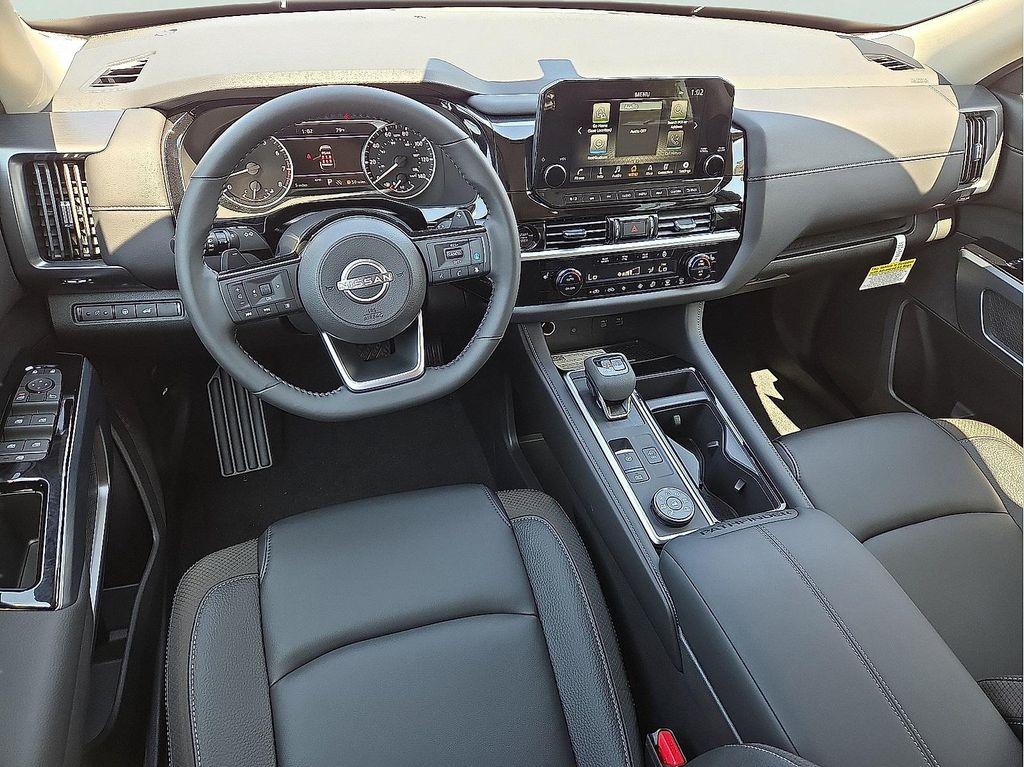 new 2025 Nissan Pathfinder car, priced at $43,825
