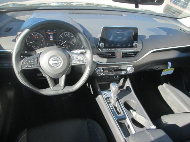 new 2025 Nissan Altima car, priced at $27,750