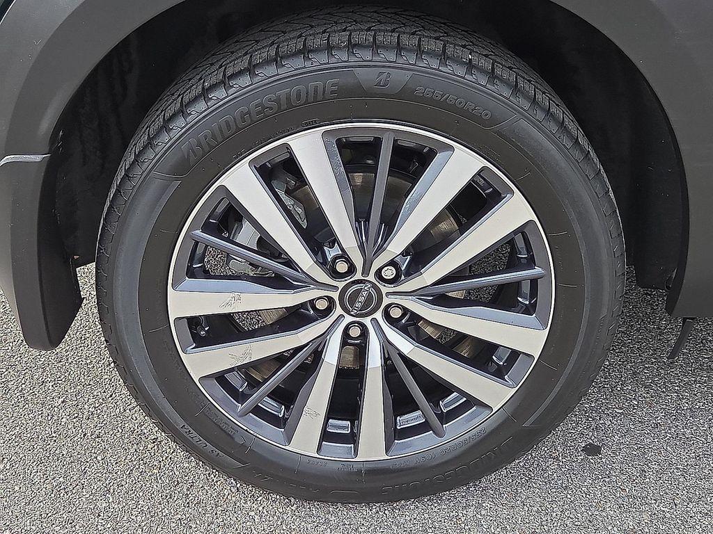 used 2022 Nissan Pathfinder car, priced at $34,359