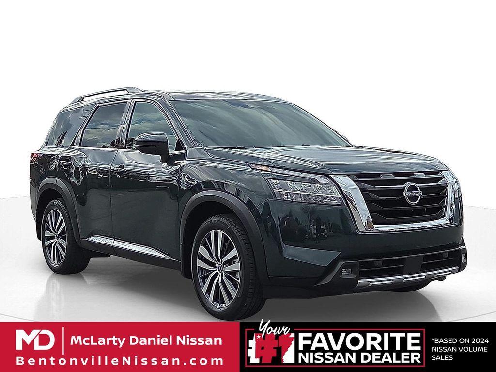 used 2022 Nissan Pathfinder car, priced at $34,359