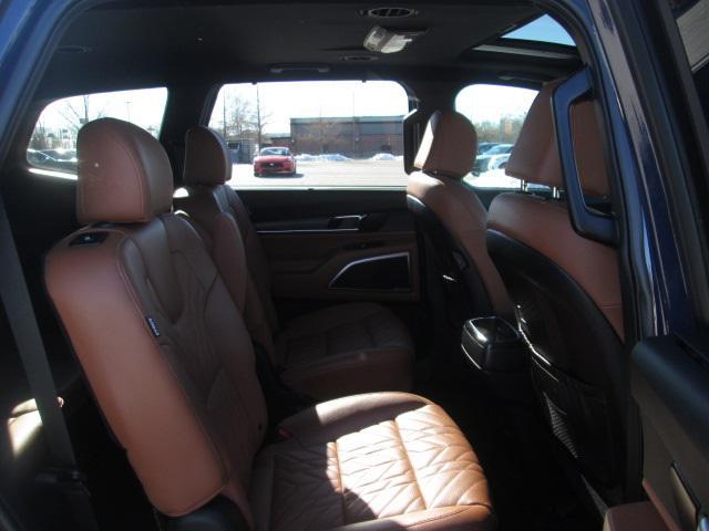 used 2024 Kia Telluride car, priced at $44,699