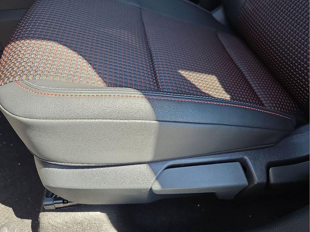 new 2025 Nissan Kicks car, priced at $28,237