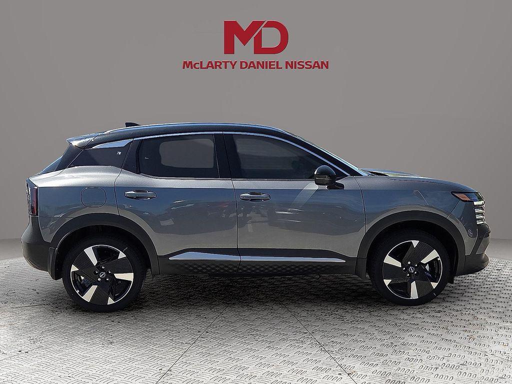 new 2025 Nissan Kicks car, priced at $28,237