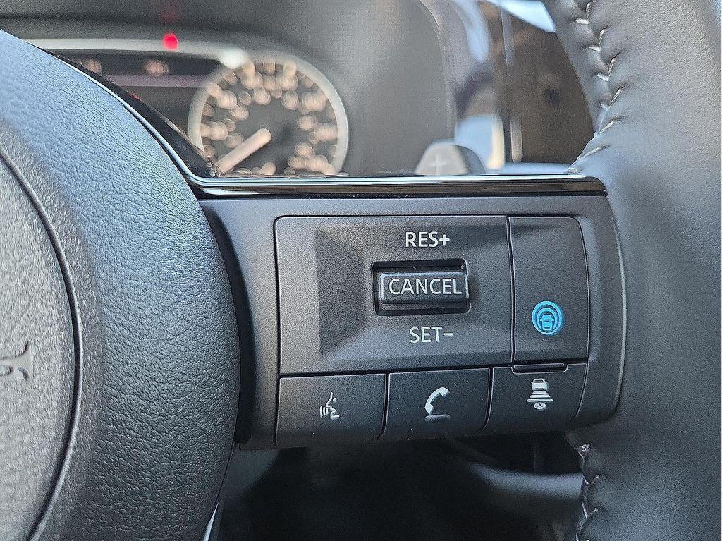 new 2025 Nissan Pathfinder car, priced at $42,500