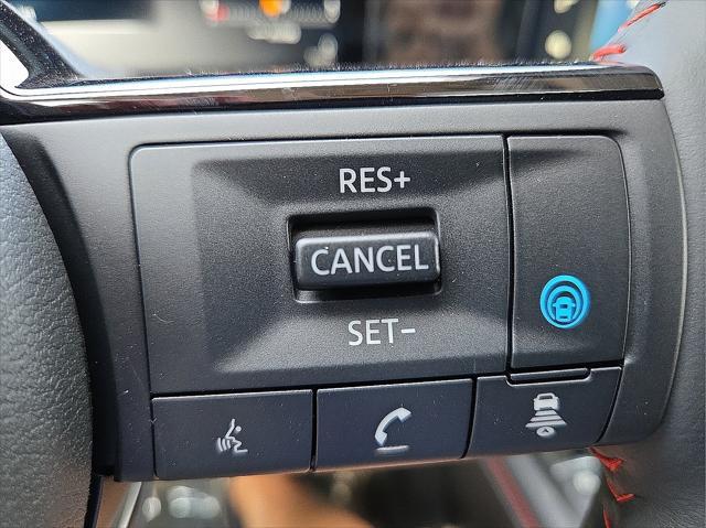 new 2025 Nissan Kicks car, priced at $30,003