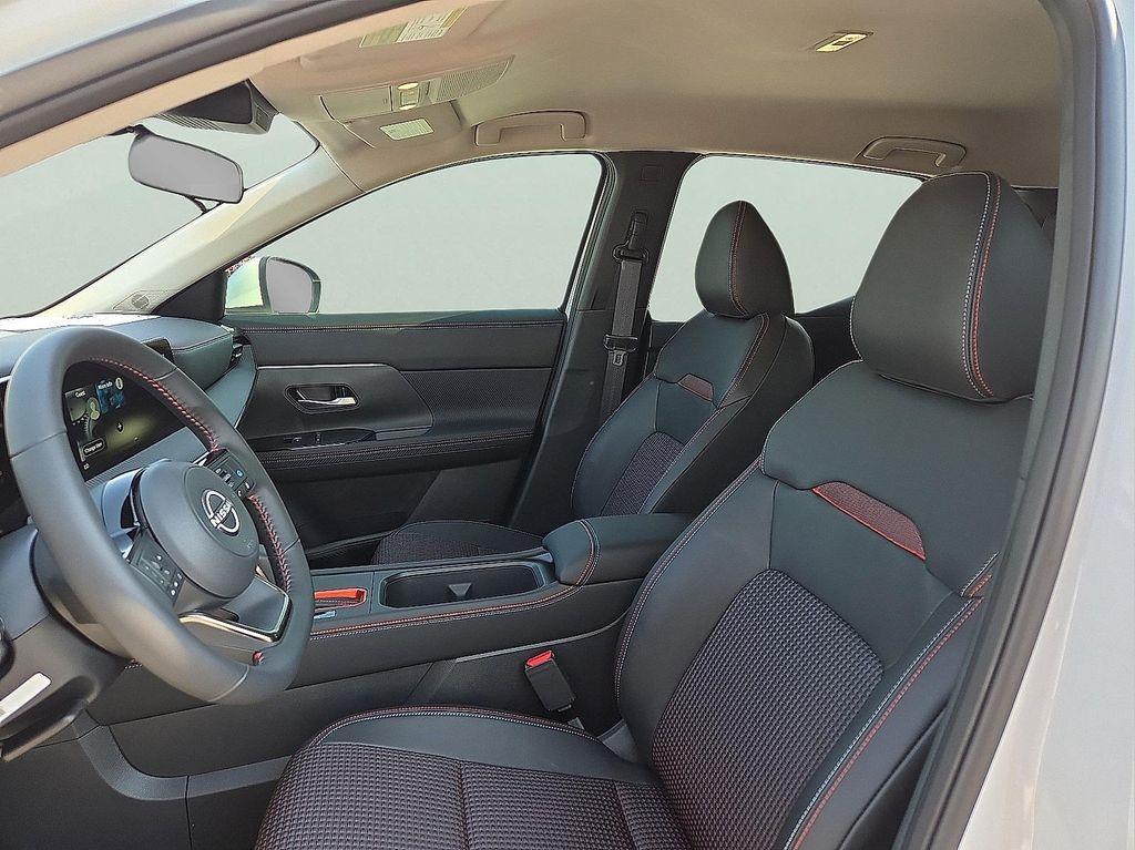 new 2025 Nissan Kicks car, priced at $27,962