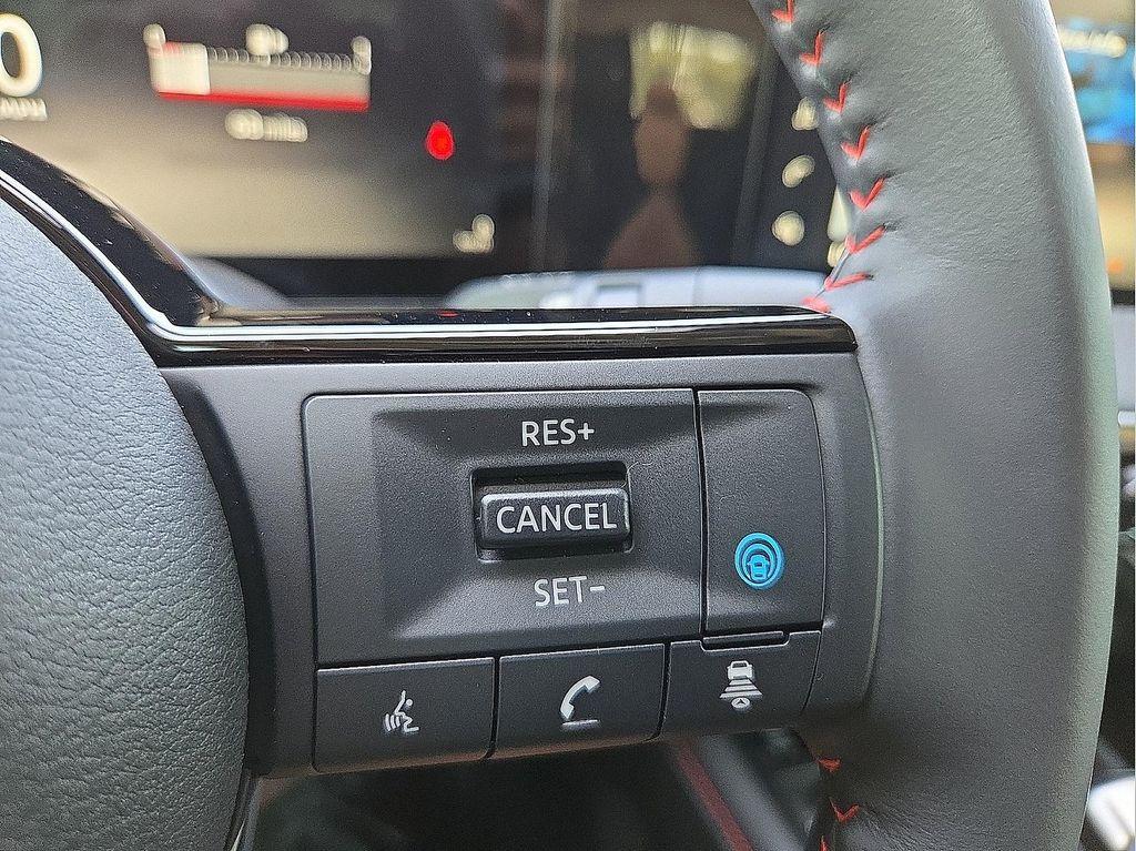 new 2025 Nissan Kicks car, priced at $27,962