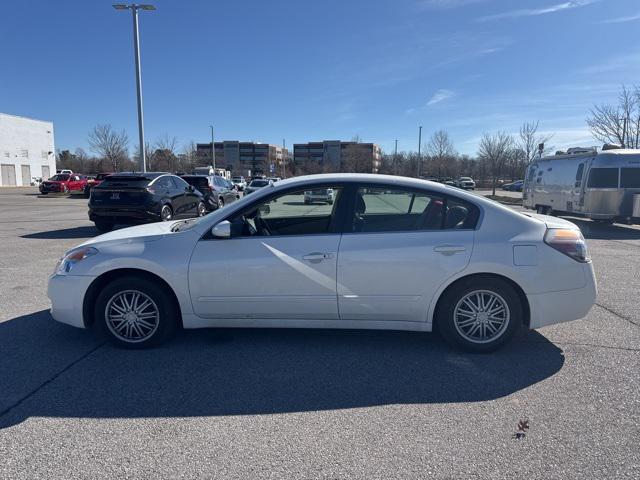 used 2009 Nissan Altima car, priced at $6,899