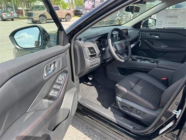 new 2025 Nissan Rogue car, priced at $33,825
