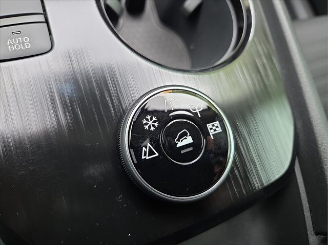new 2025 Nissan Rogue car, priced at $33,825