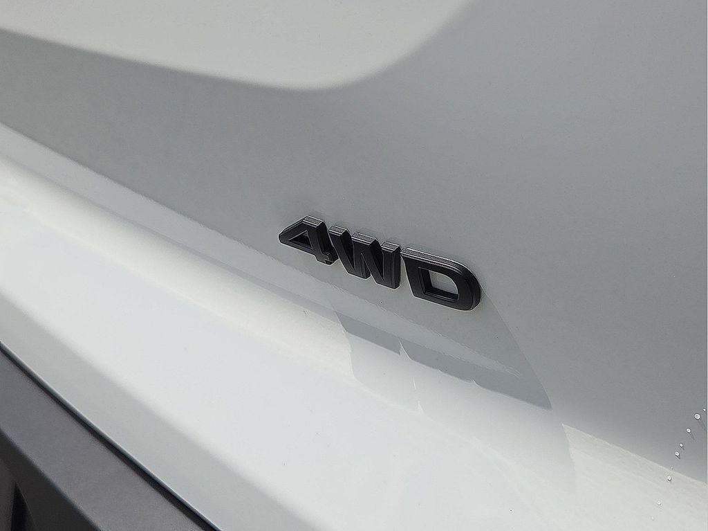 new 2025 Nissan Pathfinder car, priced at $43,610