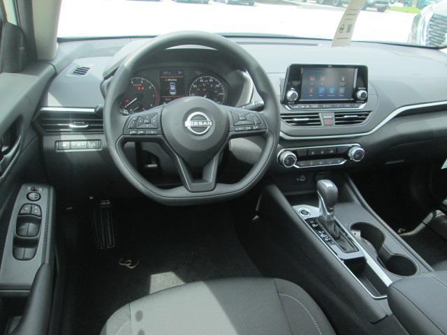 new 2024 Nissan Altima car, priced at $23,325