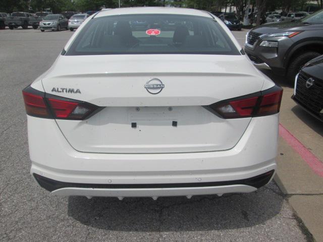 new 2024 Nissan Altima car, priced at $23,325