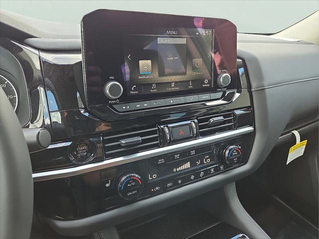 new 2025 Nissan Pathfinder car, priced at $38,342