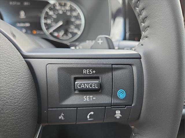 new 2025 Nissan Pathfinder car, priced at $38,342