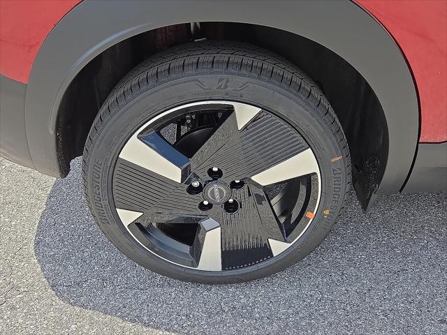 new 2025 Nissan Kicks car, priced at $30,224