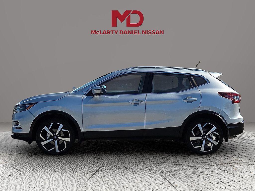 used 2022 Nissan Rogue Sport car, priced at $23,797