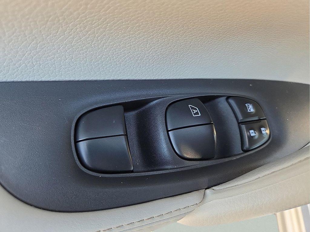 used 2022 Nissan Rogue Sport car, priced at $23,797