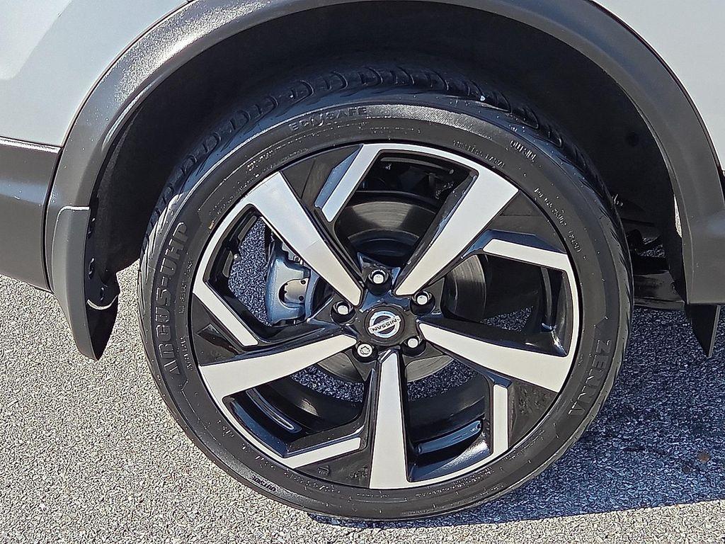 used 2022 Nissan Rogue Sport car, priced at $23,797