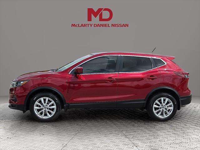 used 2020 Nissan Rogue Sport car, priced at $13,299