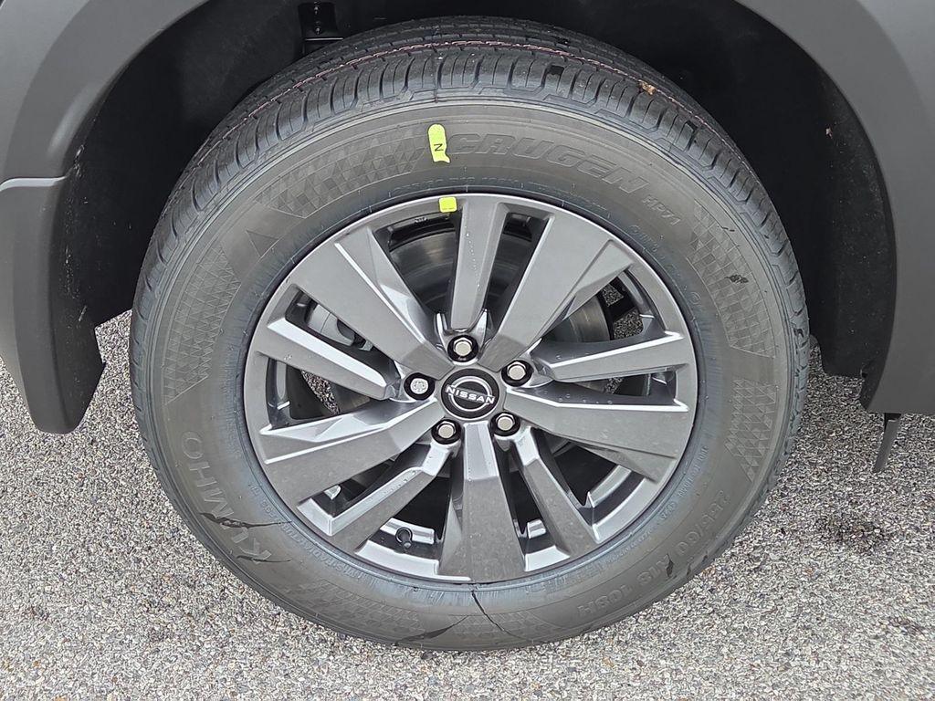 new 2025 Nissan Pathfinder car, priced at $39,260