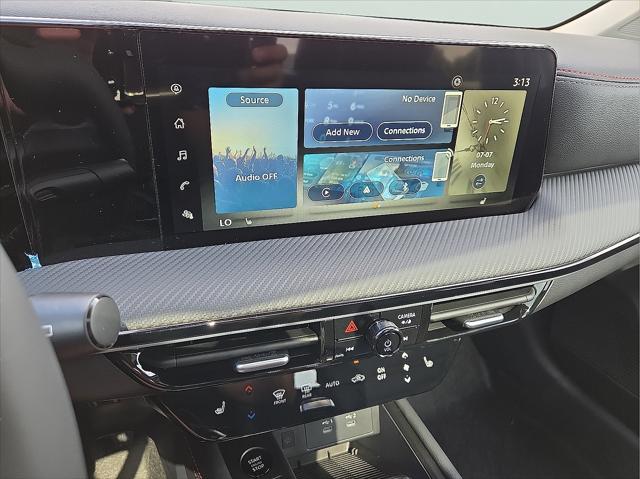 new 2025 Nissan Kicks car, priced at $31,375