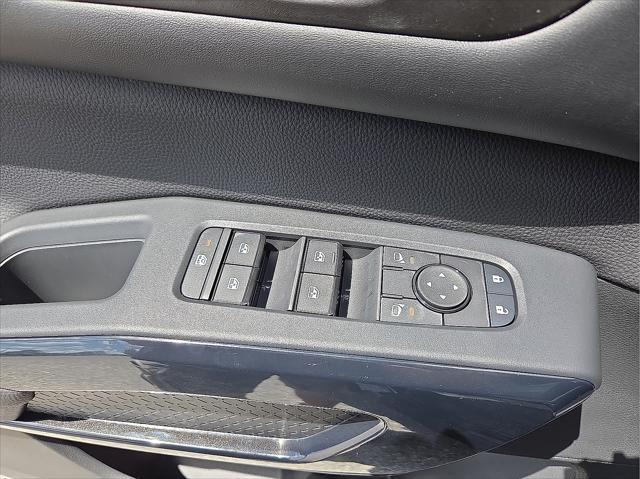 new 2025 Nissan Pathfinder car, priced at $37,282