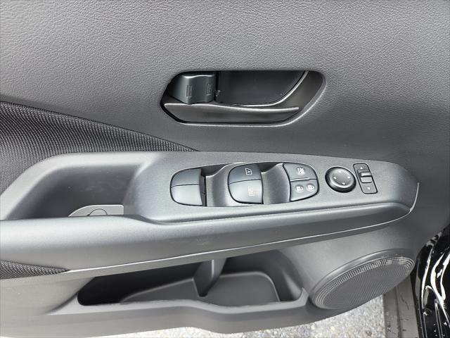 new 2025 Nissan Kicks car, priced at $23,870