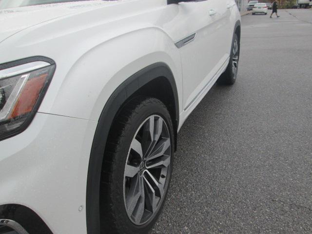 used 2022 Volkswagen Atlas Cross Sport car, priced at $32,978