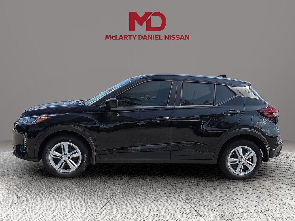 new 2025 Nissan Kicks car, priced at $22,975