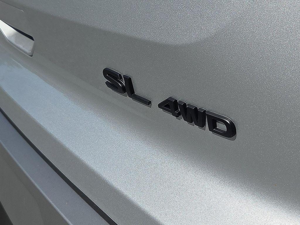 new 2025 Nissan Pathfinder car, priced at $42,425