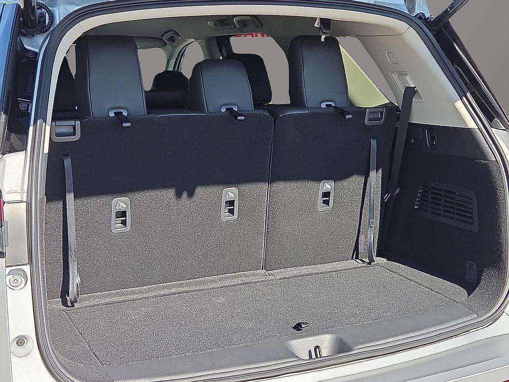 new 2025 Nissan Pathfinder car, priced at $42,425