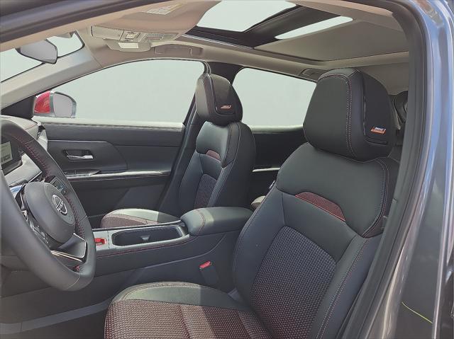 new 2025 Nissan Kicks car, priced at $31,915