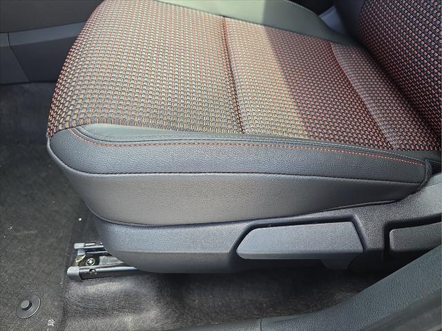 new 2025 Nissan Kicks car, priced at $31,915