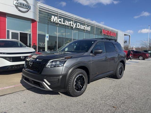 new 2025 Nissan Pathfinder car, priced at $43,668