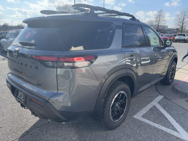 new 2025 Nissan Pathfinder car, priced at $43,668