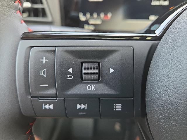new 2025 Nissan Kicks car, priced at $31,690