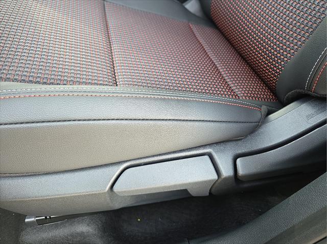 new 2025 Nissan Kicks car, priced at $31,690