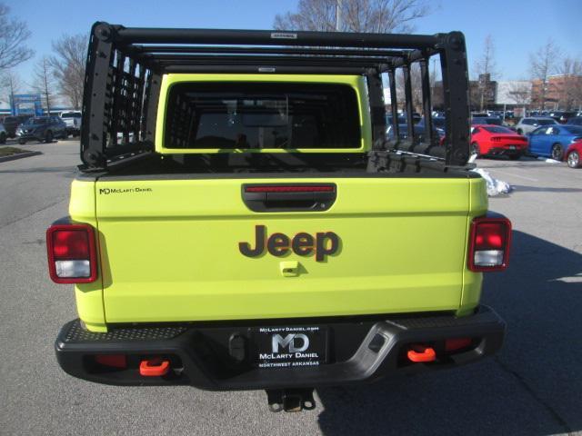 used 2023 Jeep Gladiator car, priced at $38,403